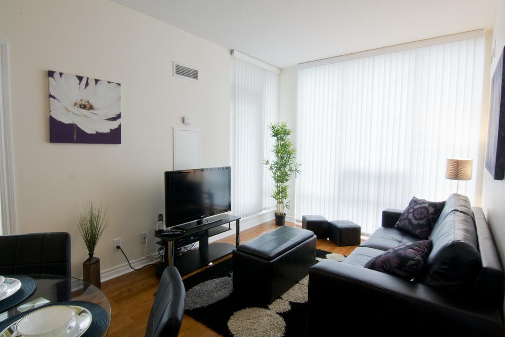 Maplewood Furnished Suites Миссиссага Номер фото
